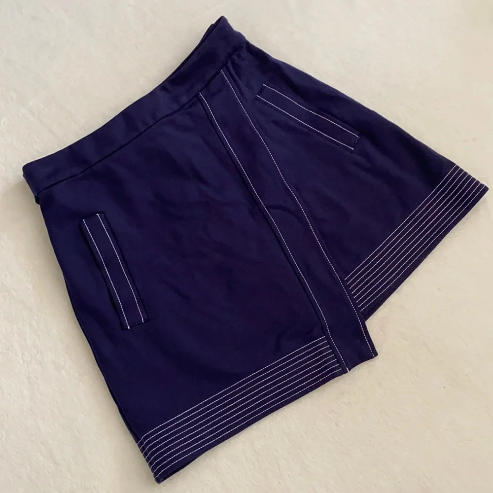 Guess Los Angeles | Faux Wrap Tie Belt Asymmetrical Mini Skirt Blue (S 4-6) - Picture 3 of 15